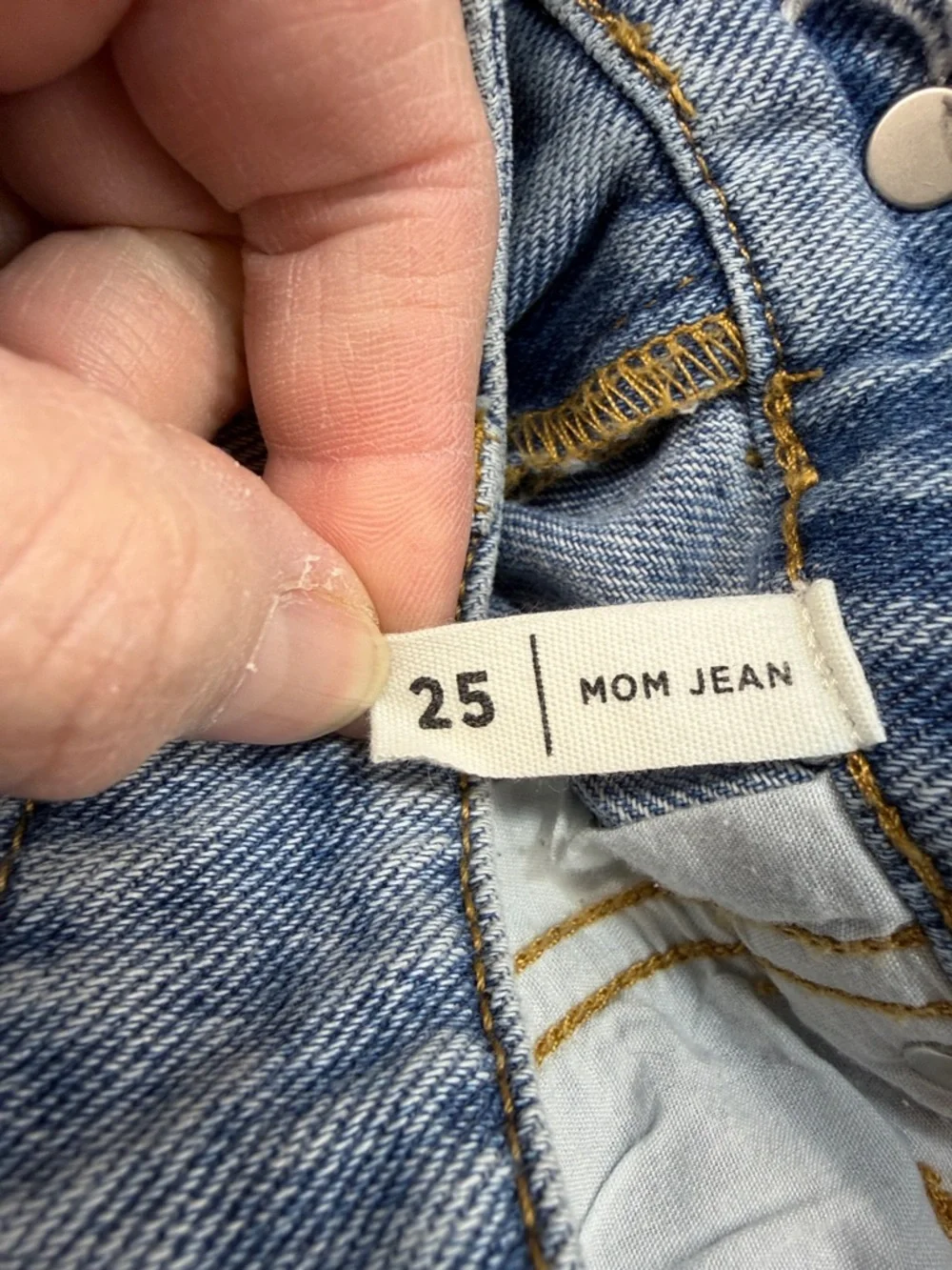 PacSun Light Blue Denim Embroidered Over The Moon High Waist Mom Jeans Size 25 - Picture 9 of 10